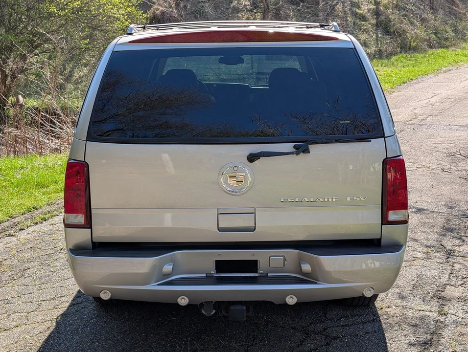2004 Cadillac Escalade & EXT 2nd Gen - Image 26 of 31