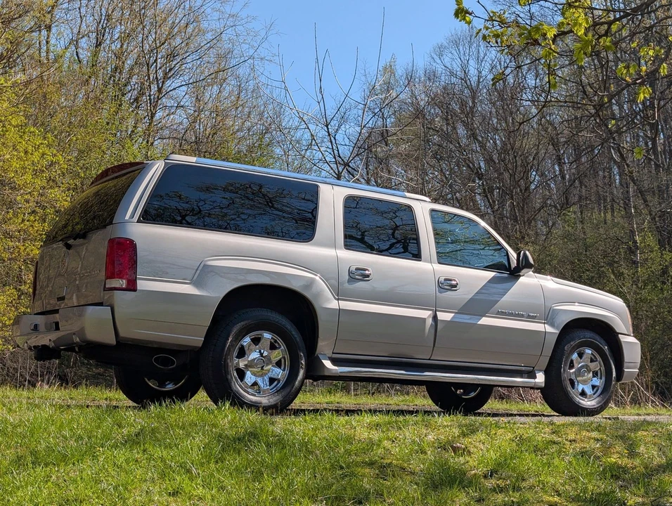 2004 Cadillac Escalade & EXT 2nd Gen - Image 15 of 31