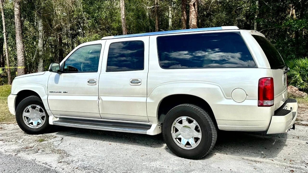 2004 Cadillac Escalade & EXT 2nd Gen - Image 4 of 21