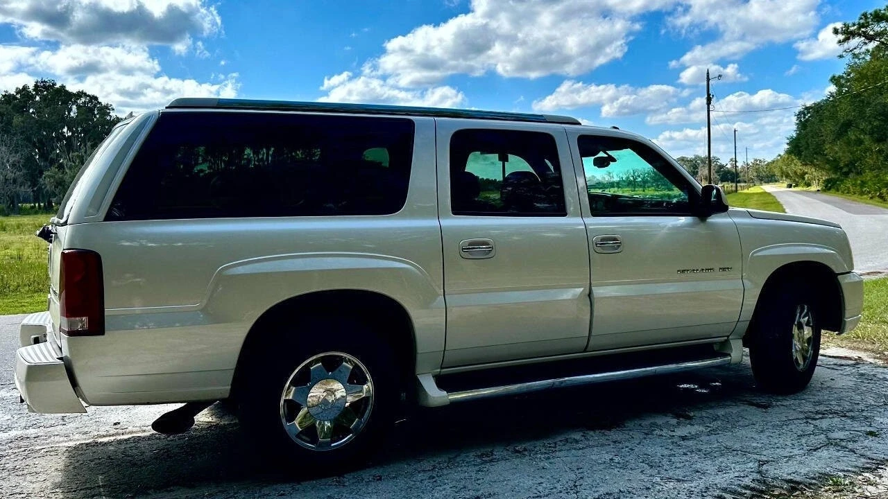 2004 Cadillac Escalade & EXT 2nd Gen - Image 8 of 21
