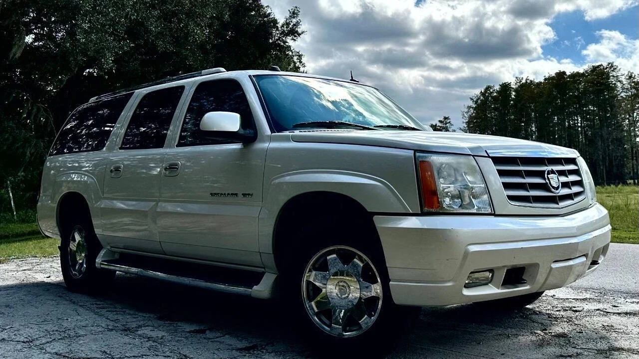 2004 Cadillac Escalade & EXT 2nd Gen - Image 3 of 21