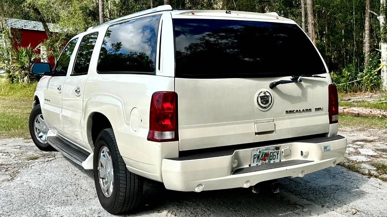 2004 Cadillac Escalade & EXT 2nd Gen - Image 5 of 21