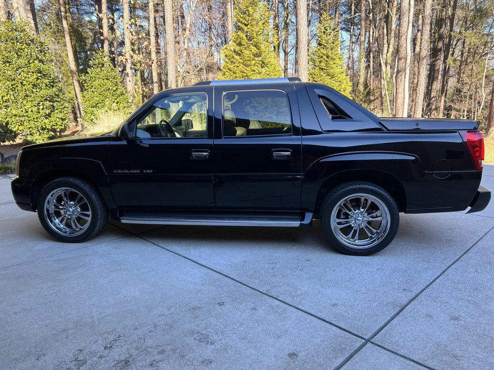 2004 Cadillac Escalade & EXT 2nd Gen - Image 5 of 31