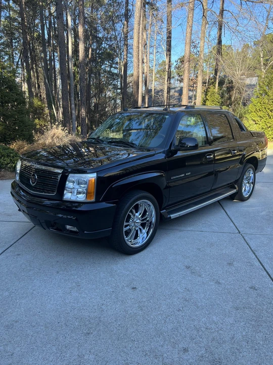 2004 Cadillac Escalade & EXT 2nd Gen - Image 3 of 31