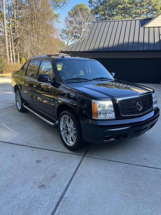 2004 Cadillac Escalade & EXT 2nd Gen - Image 14 of 31