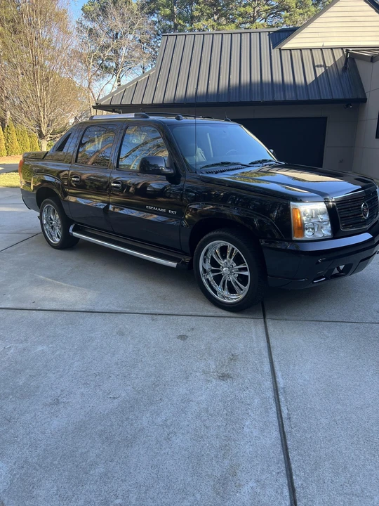 2004 Cadillac Escalade & EXT 2nd Gen - Image 13 of 31