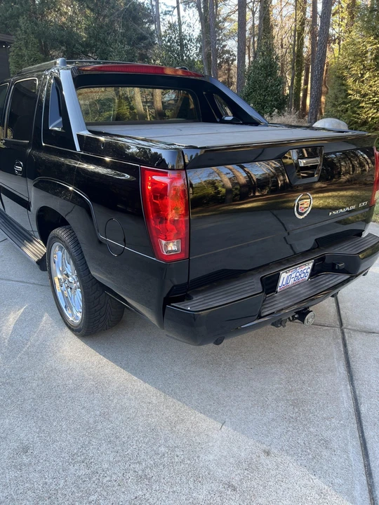 2004 Cadillac Escalade & EXT 2nd Gen - Image 29 of 31