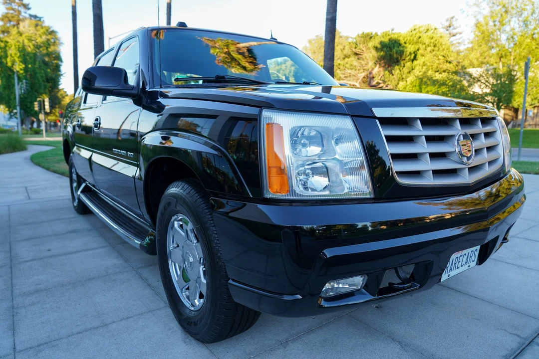 2004 Cadillac Escalade & EXT 2nd Gen - Image 9 of 31
