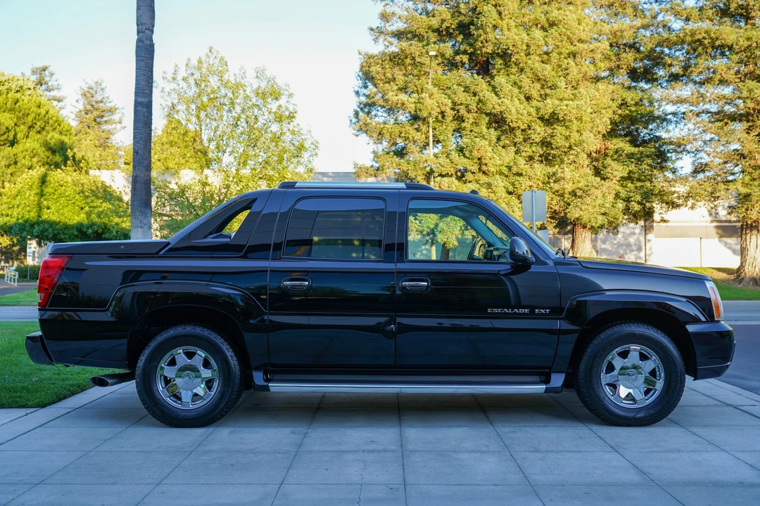 2004 Cadillac Escalade & EXT 2nd Gen - Image 12 of 31
