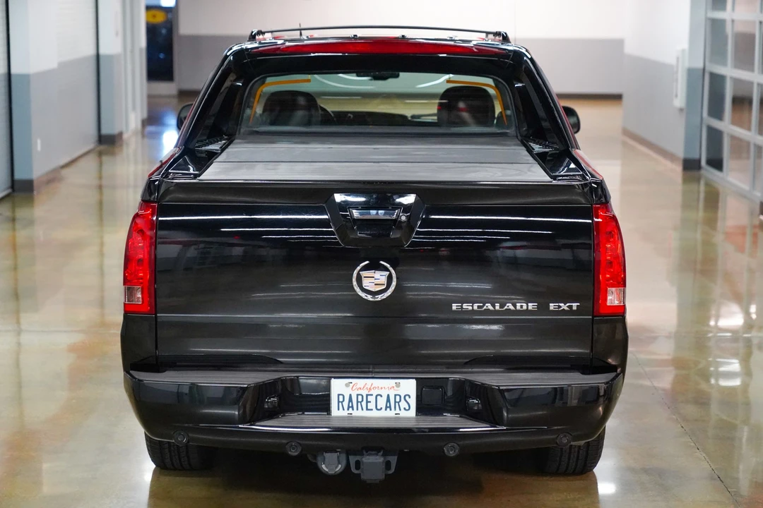 2004 Cadillac Escalade & EXT 2nd Gen - Image 28 of 31