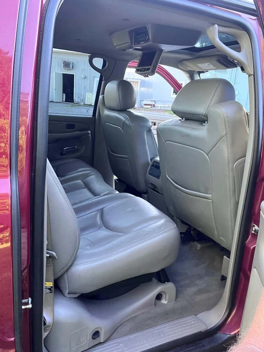 2004 Cadillac Escalade & EXT 2nd Gen - Image 17 of 31