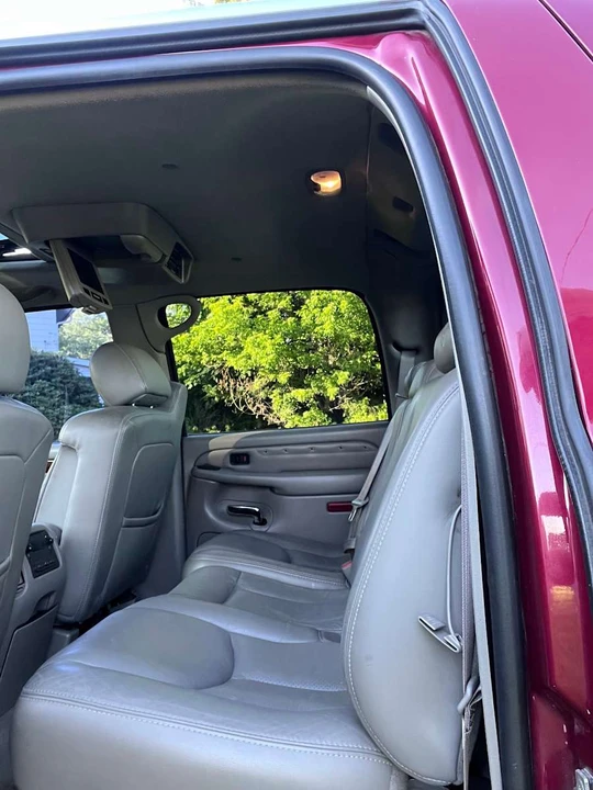 2004 Cadillac Escalade & EXT 2nd Gen - Image 25 of 31