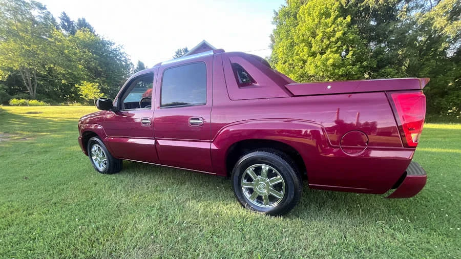 2004 Cadillac Escalade & EXT 2nd Gen - Image 8 of 31