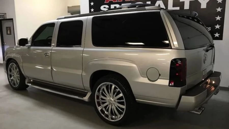 2004 Cadillac Escalade & EXT 2nd Gen - Image 2 of 12