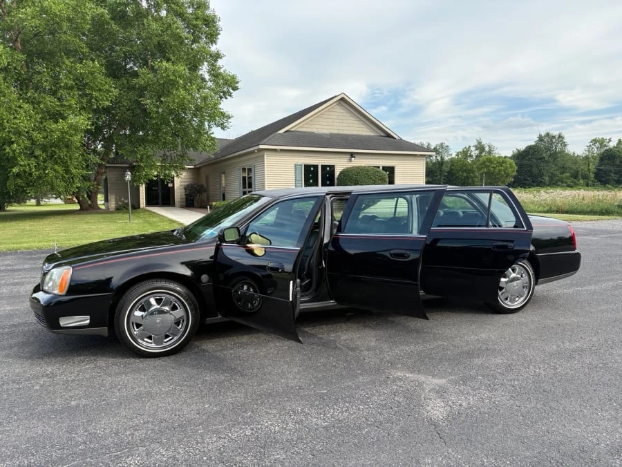 2004 Cadillac DeVille 8th Gen - Image 8 of 14