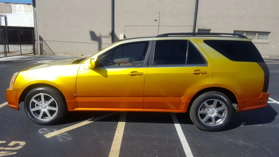 2004 Cadillac SRX - Image 2 of 12