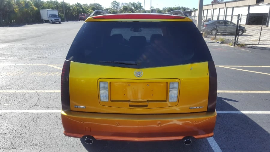 2004 Cadillac SRX - Image 5 of 12