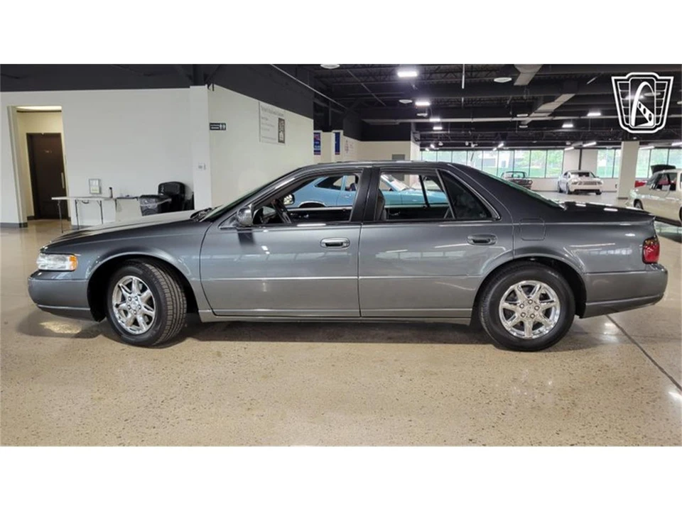 2004 Cadillac Seville - Image 2 of 31