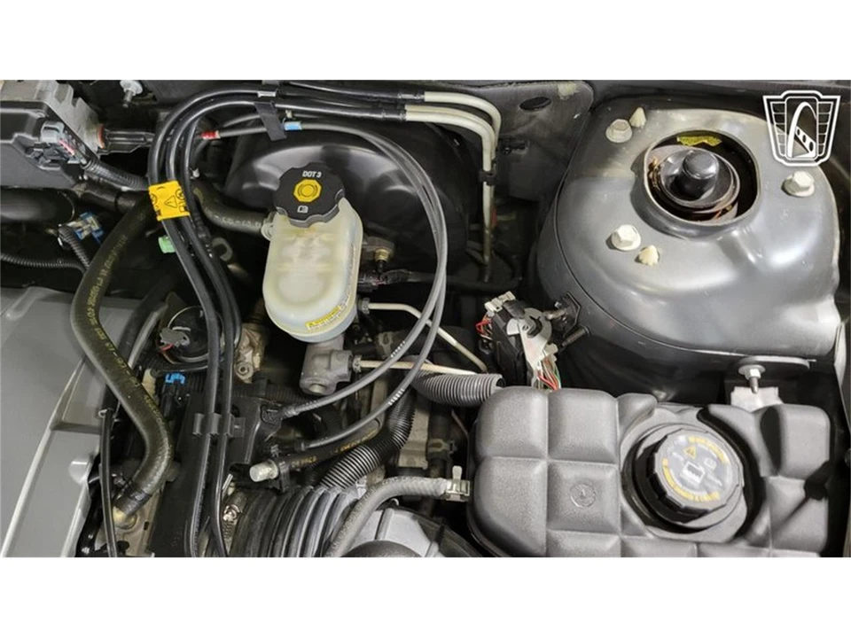2004 Cadillac Seville - Image 12 of 31