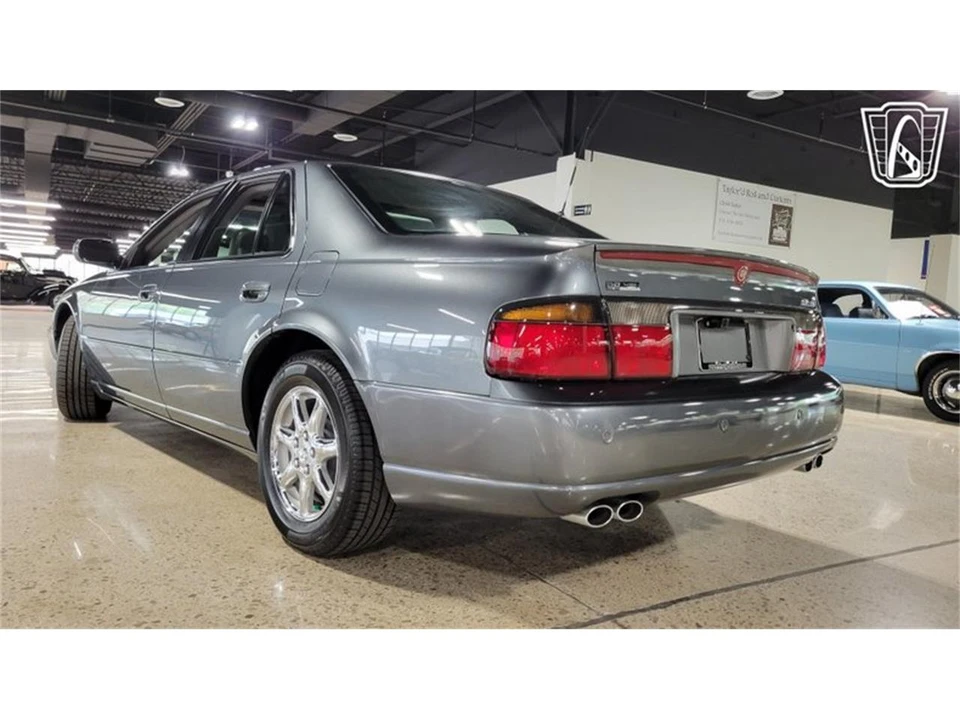2004 Cadillac Seville - Image 28 of 31