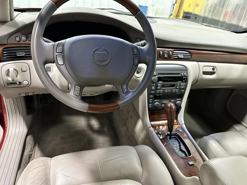 2004 Cadillac Seville - Image 8 of 20