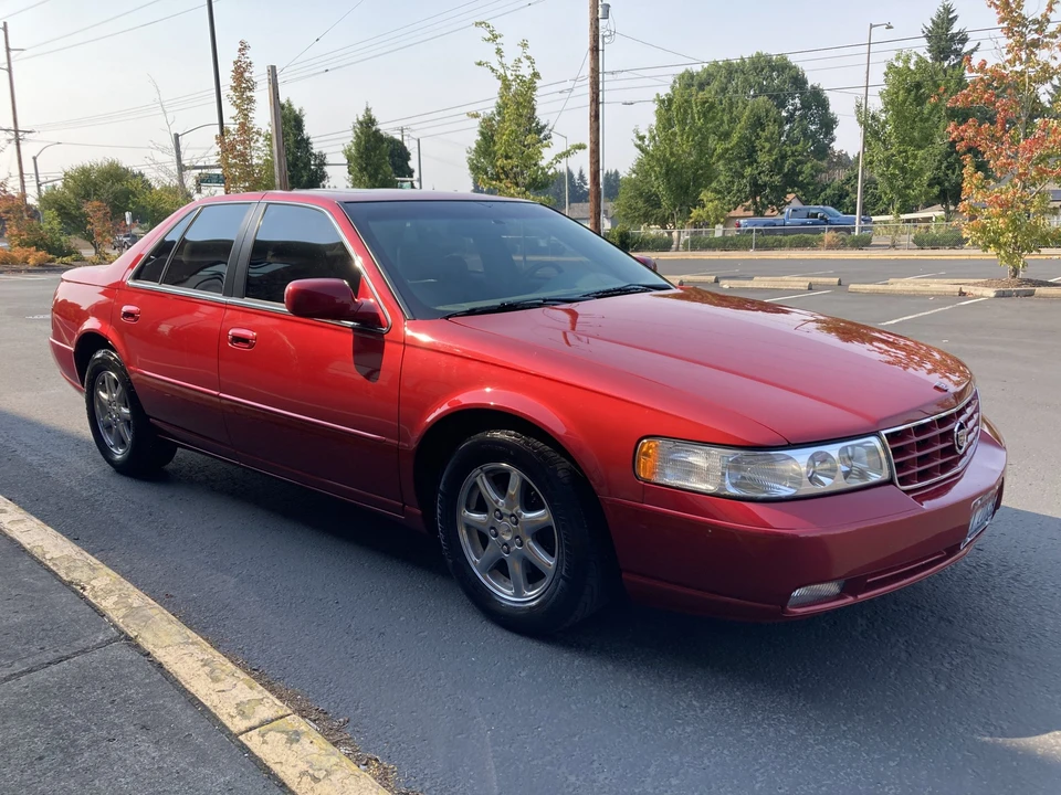 2004 Cadillac Seville - Image 2 of 31