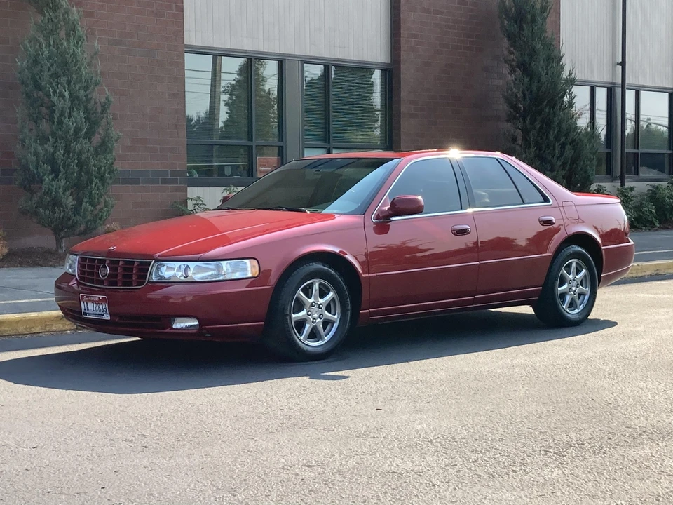 2004 Cadillac Seville - Image 10 of 31