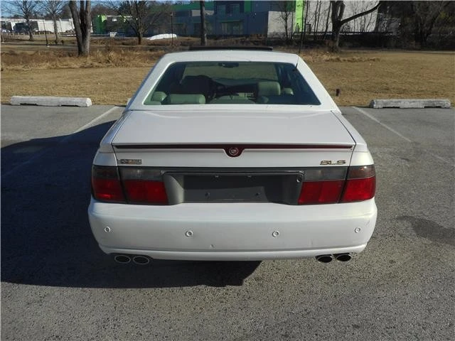 2004 Cadillac Seville - Image 5 of 12