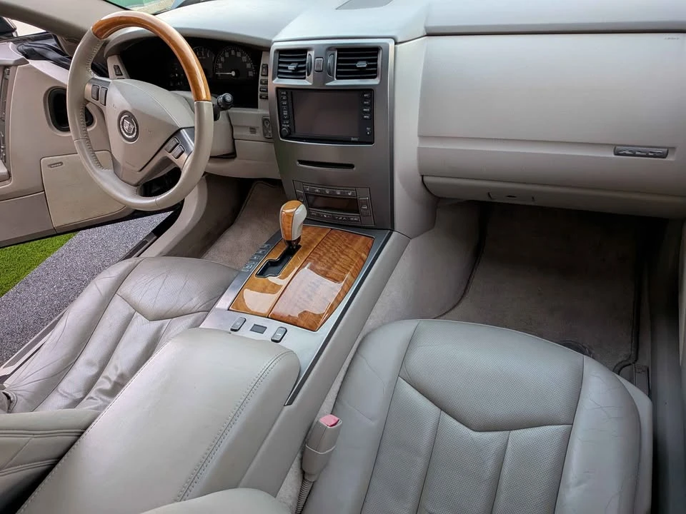 2004 Cadillac XLR - Image 7 of 10