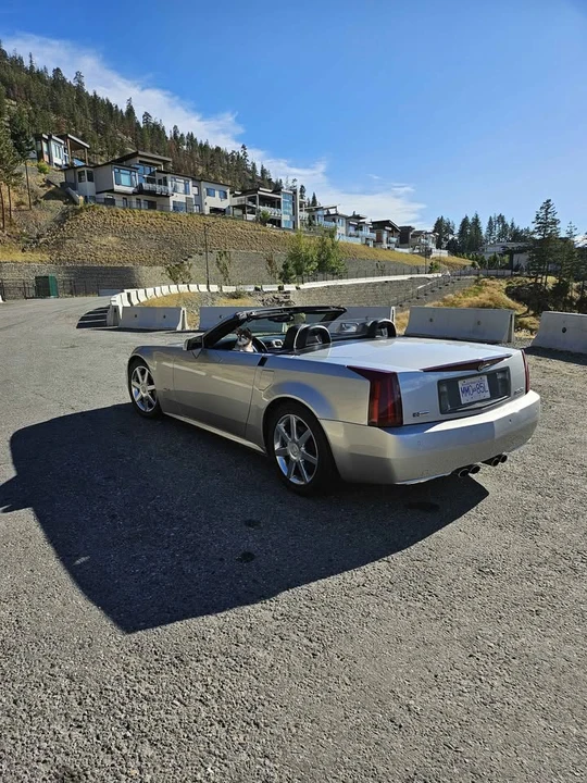 2004 Cadillac XLR - Image 4 of 9