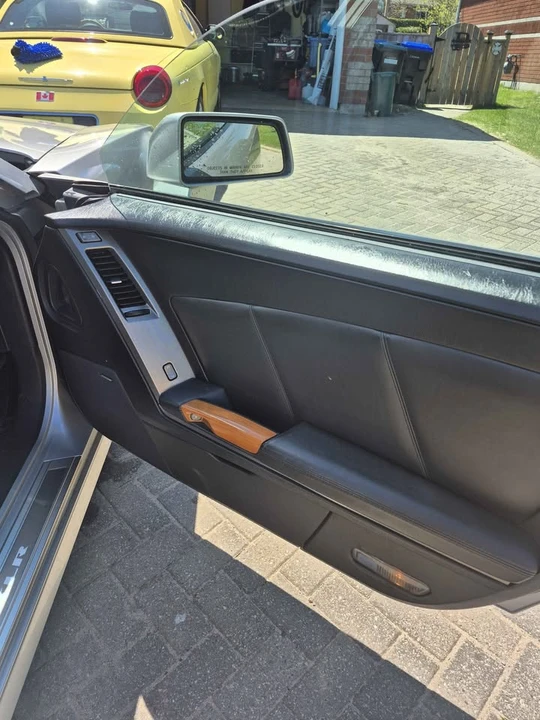 2004 Cadillac XLR - Image 13 of 19