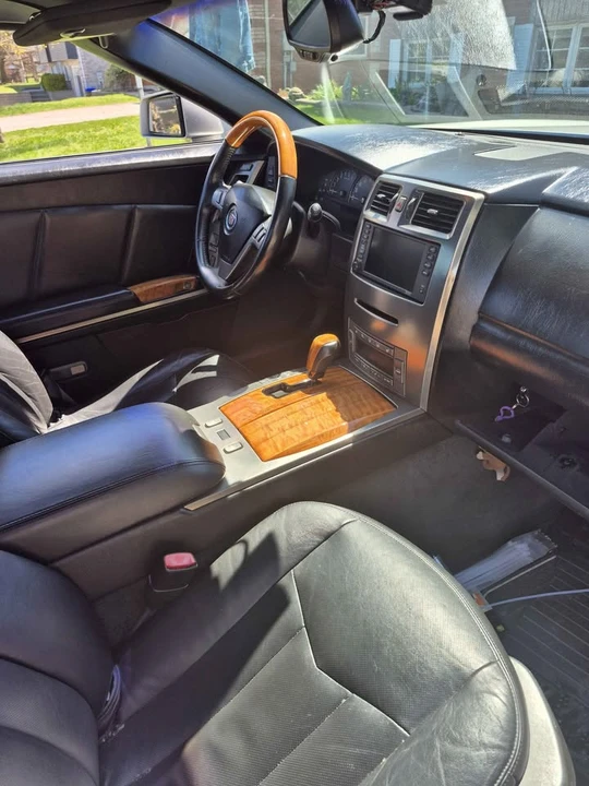 2004 Cadillac XLR - Image 15 of 19