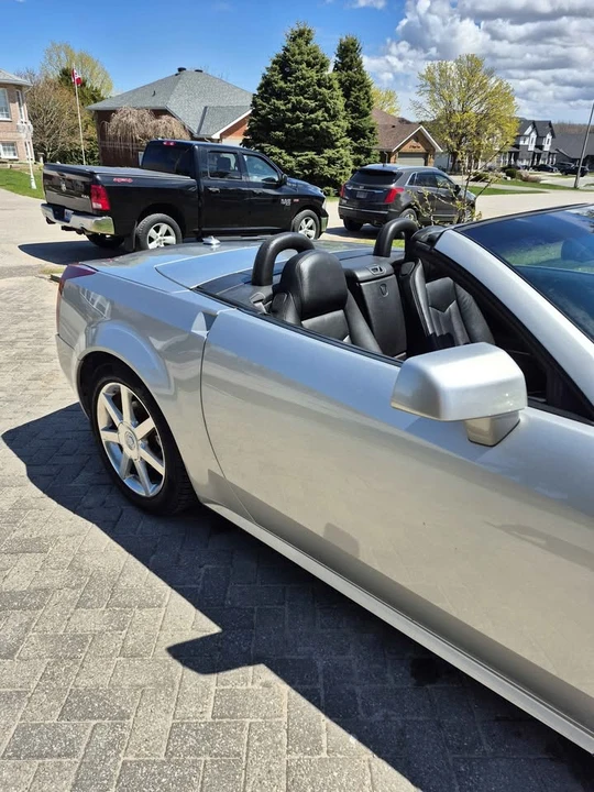 2004 Cadillac XLR - Image 7 of 19