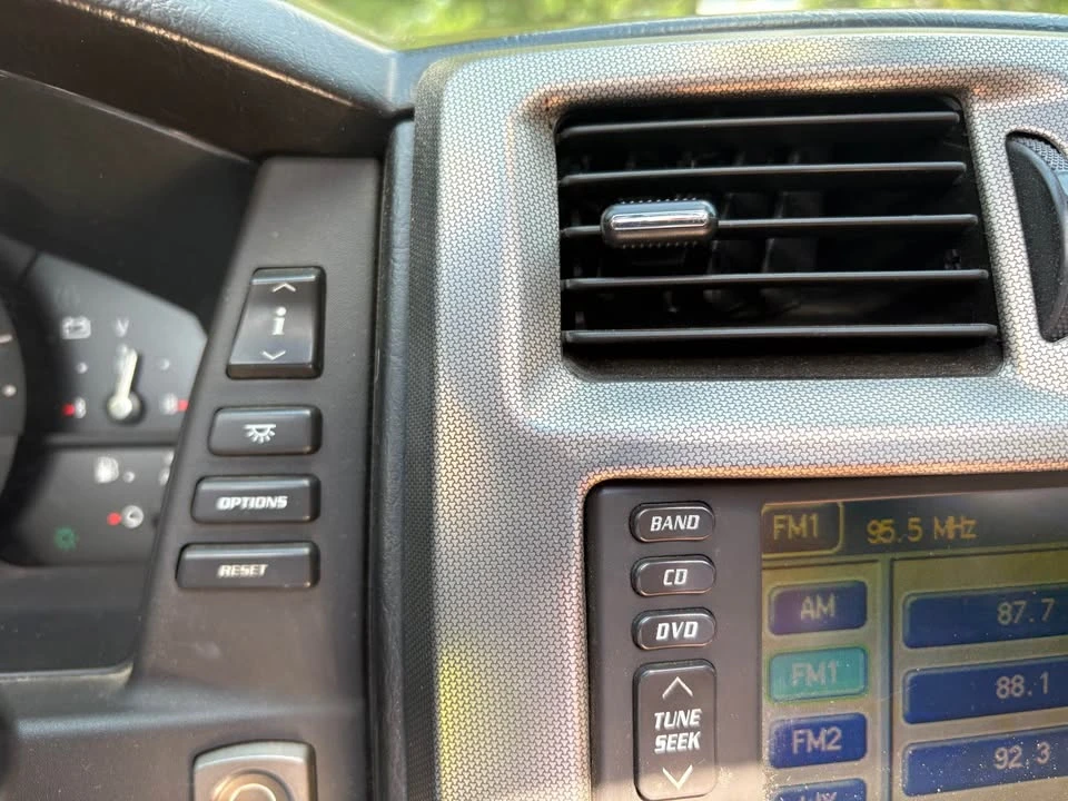 2004 Cadillac XLR - Image 20 of 20