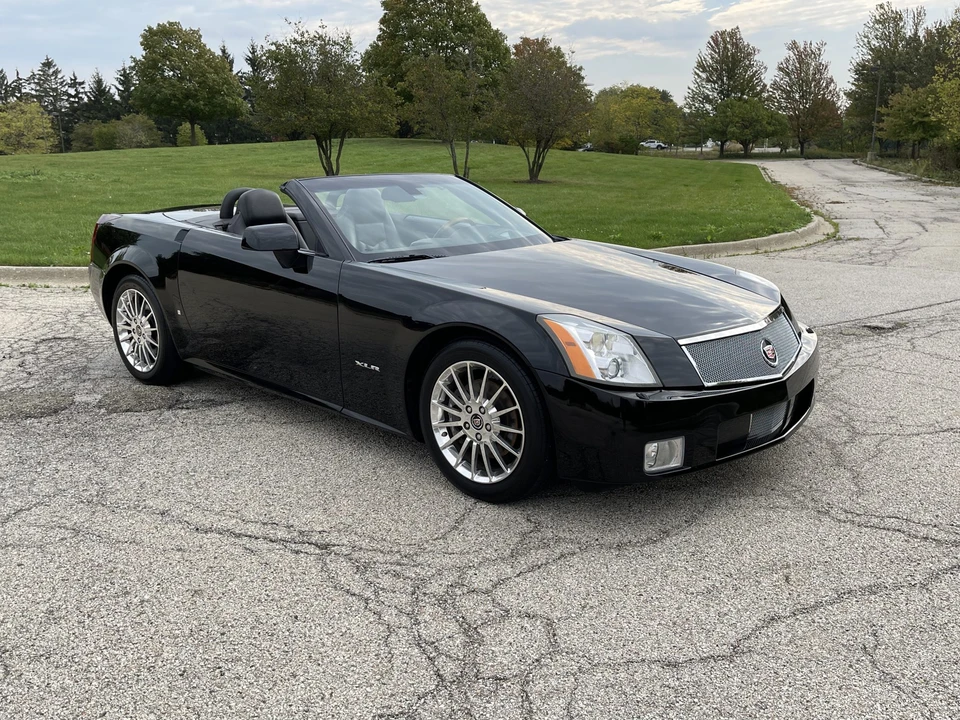 2004 Cadillac XLR - Image 22 of 31