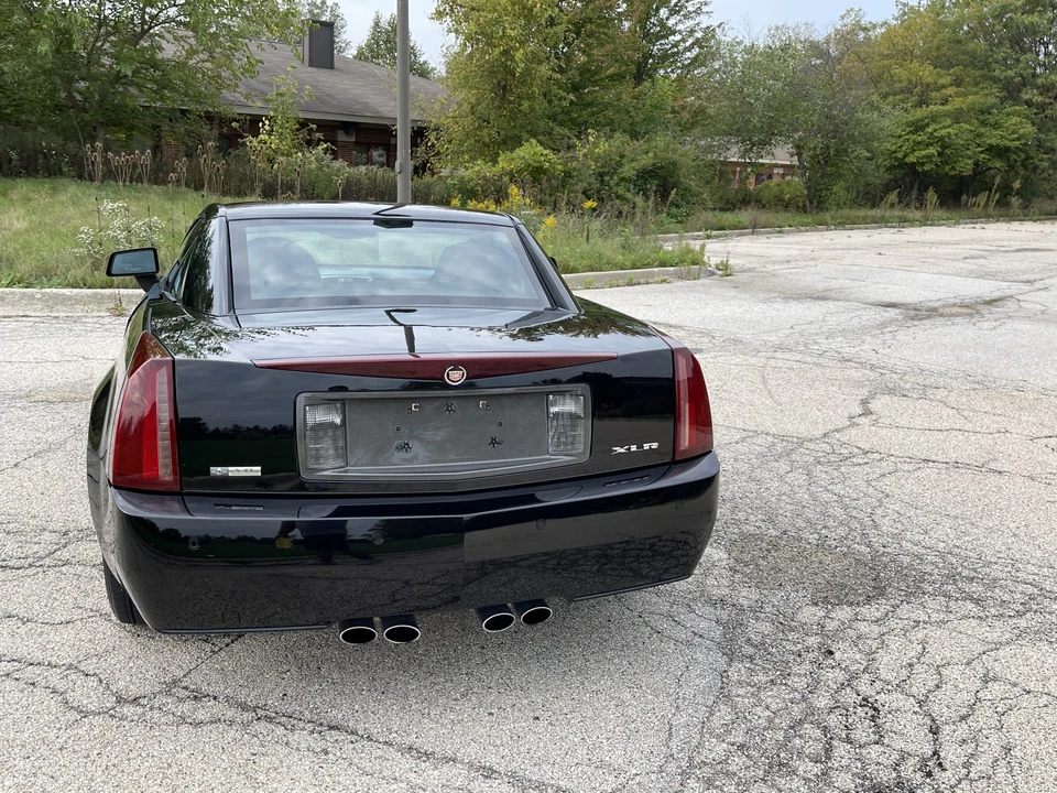 2004 Cadillac XLR - Image 4 of 31