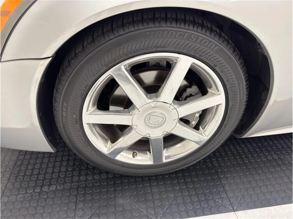 2004 Cadillac XLR - Image 17 of 31