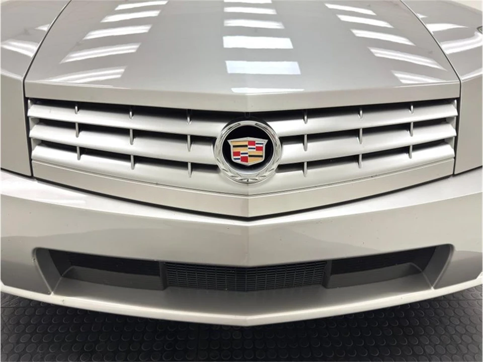 2004 Cadillac XLR - Image 15 of 31
