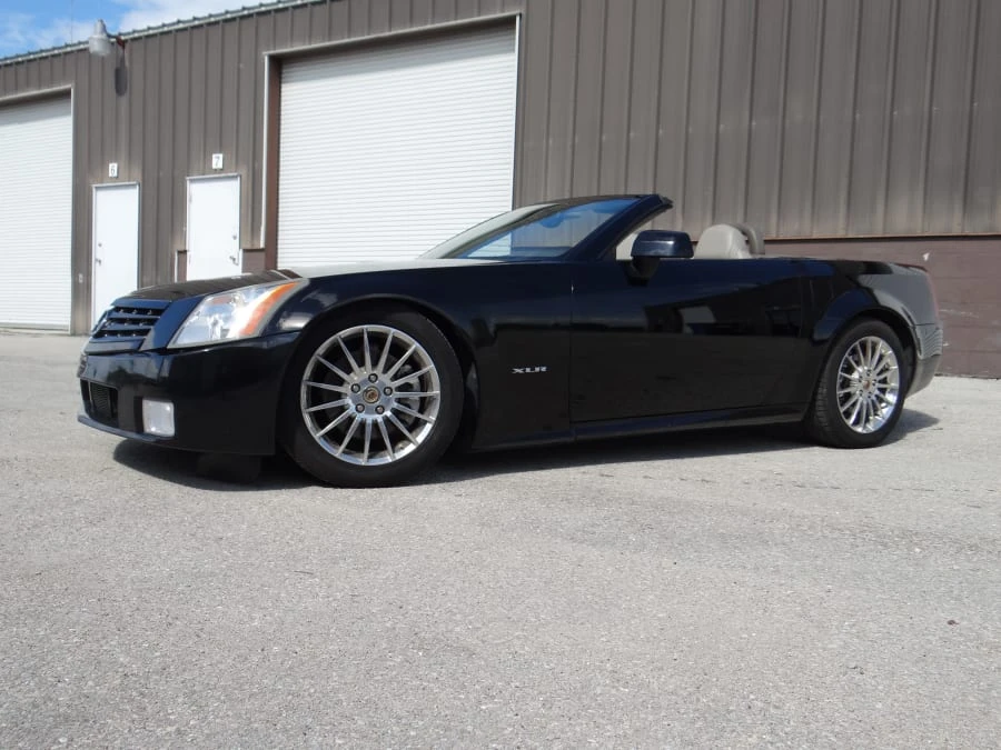 2004 Cadillac XLR - Image 6 of 6