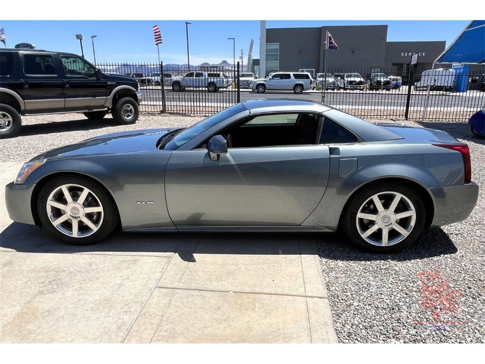2004 Cadillac XLR - Image 5 of 14