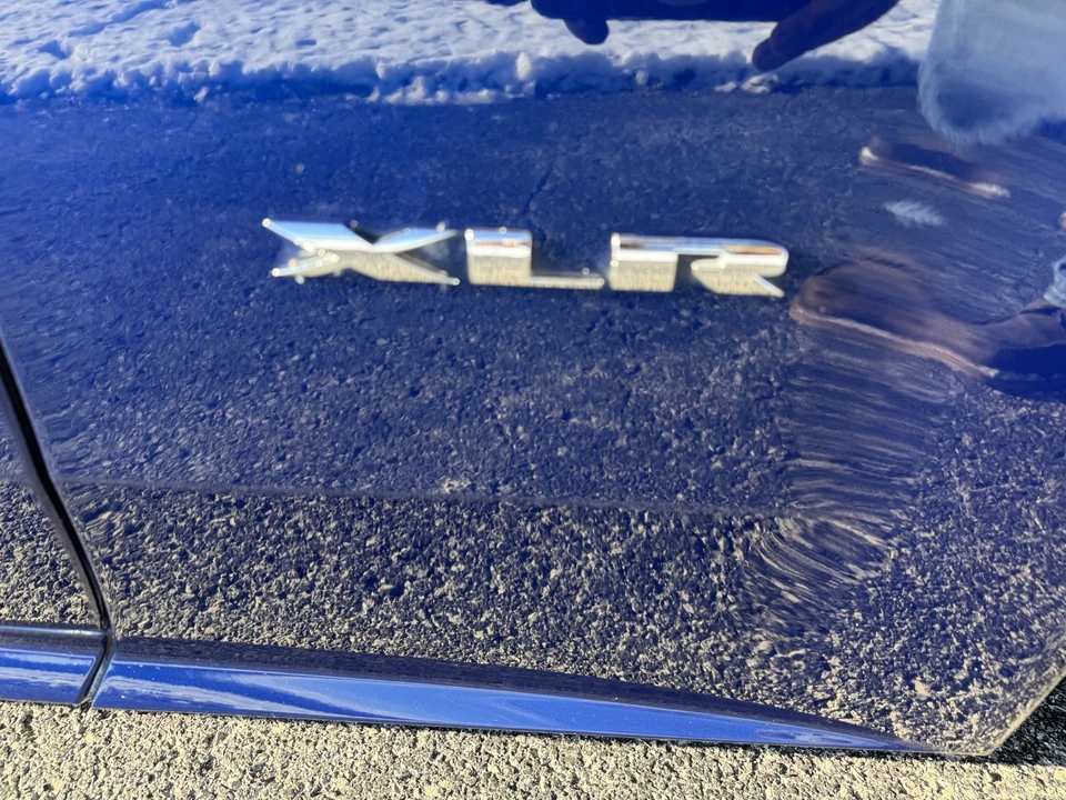2004 Cadillac XLR - Image 28 of 31
