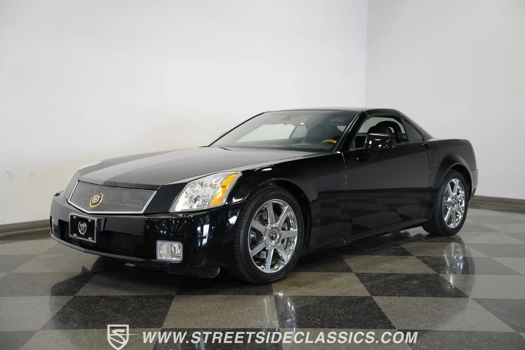2004 Cadillac XLR - Image 8 of 21