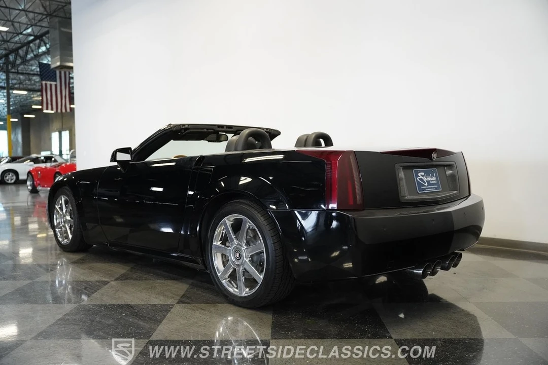 2004 Cadillac XLR - Image 13 of 21