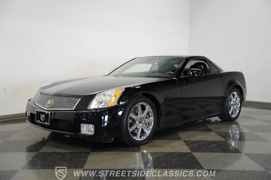 2004 Cadillac XLR - Image 7 of 21