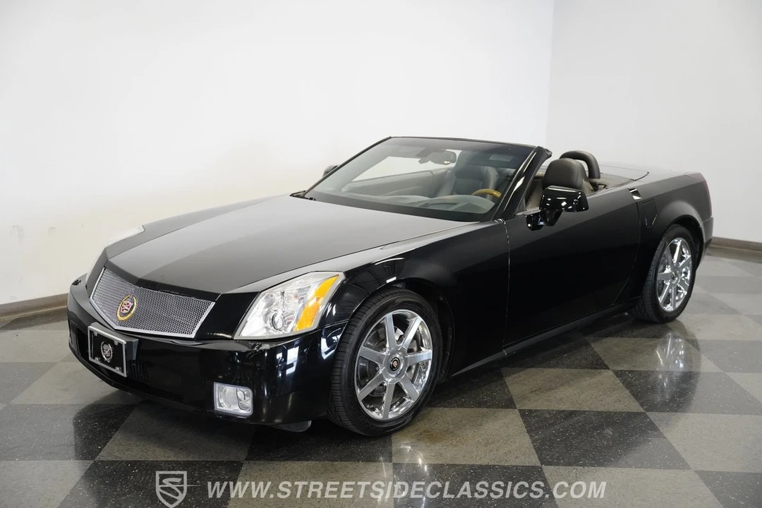 2004 Cadillac XLR - Image 8 of 21