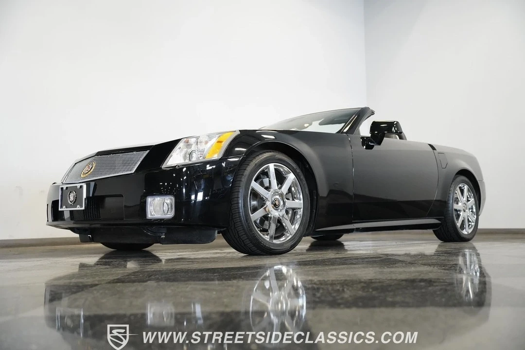 2004 Cadillac XLR - Image 6 of 21