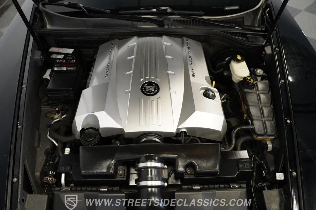 2004 Cadillac XLR - Image 4 of 21