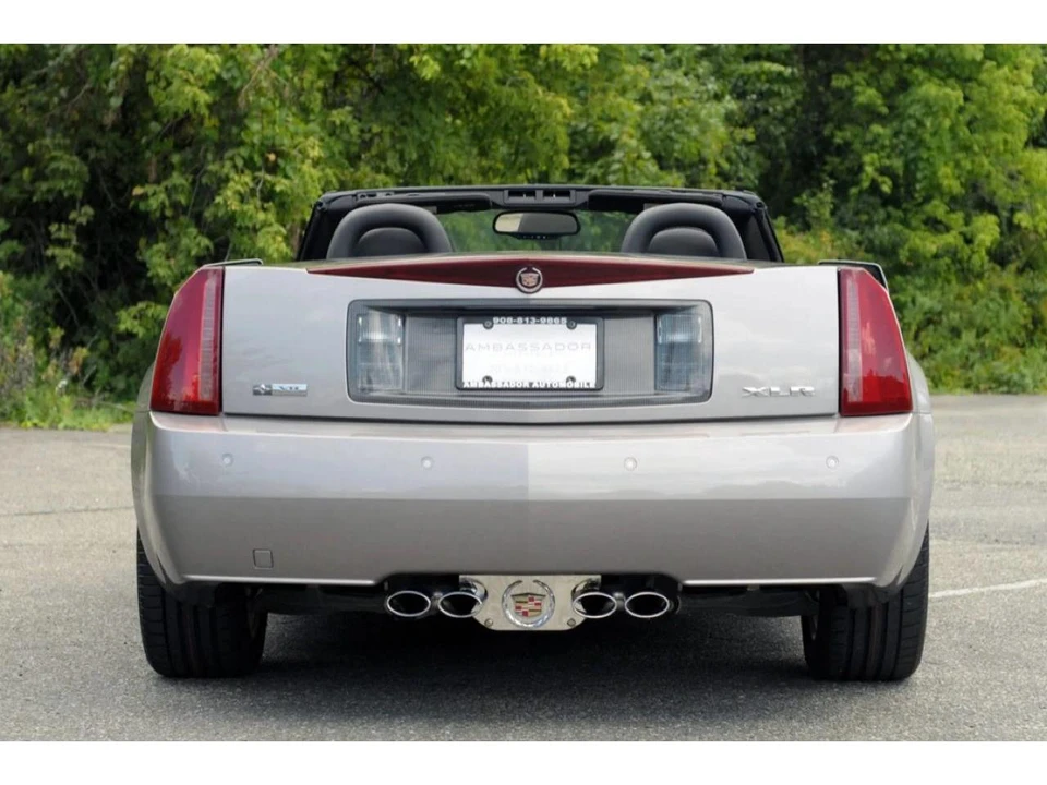 2004 Cadillac XLR - Image 7 of 31