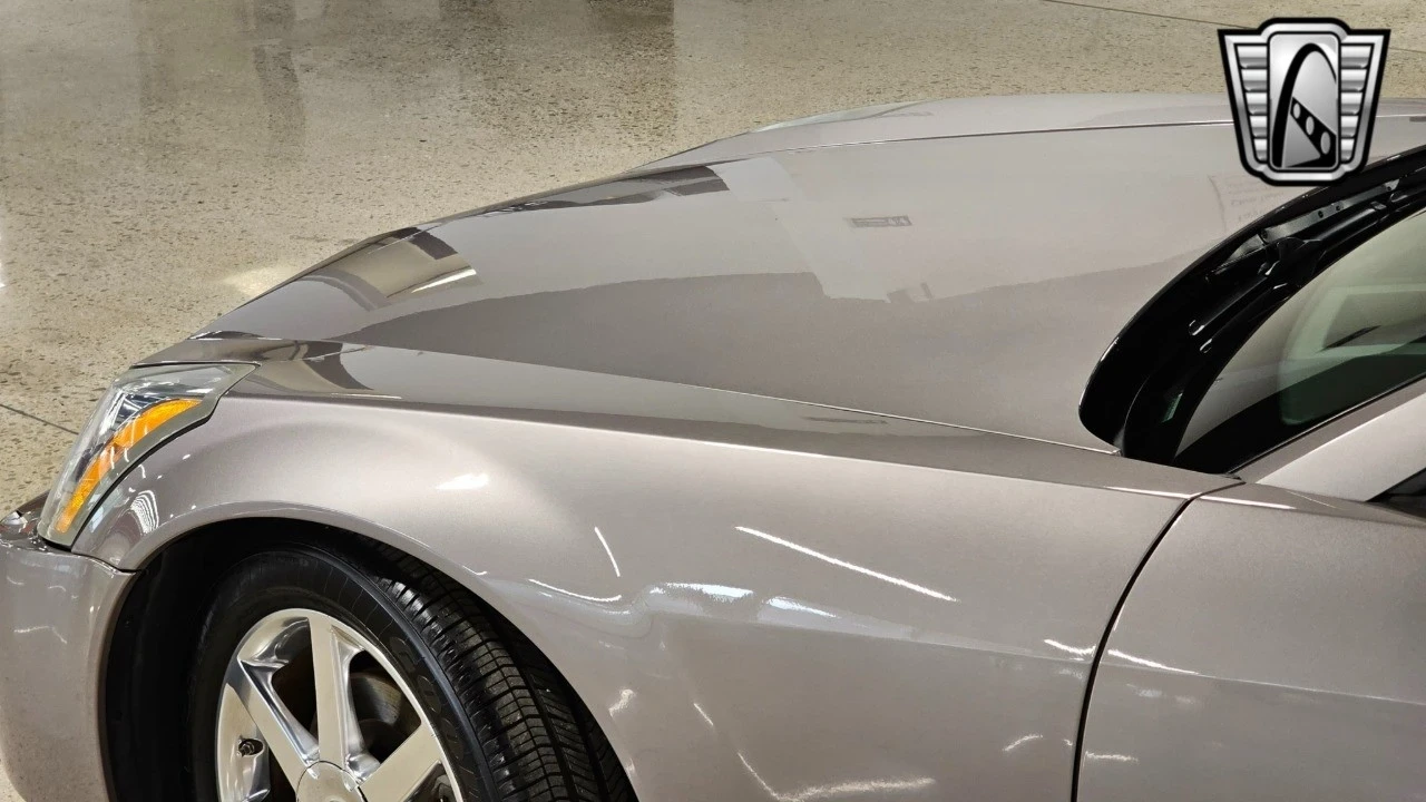 2004 Cadillac XLR - Image 12 of 12