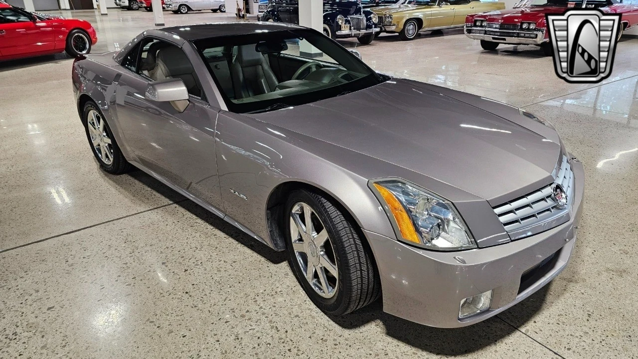 2004 Cadillac XLR - Image 7 of 12
